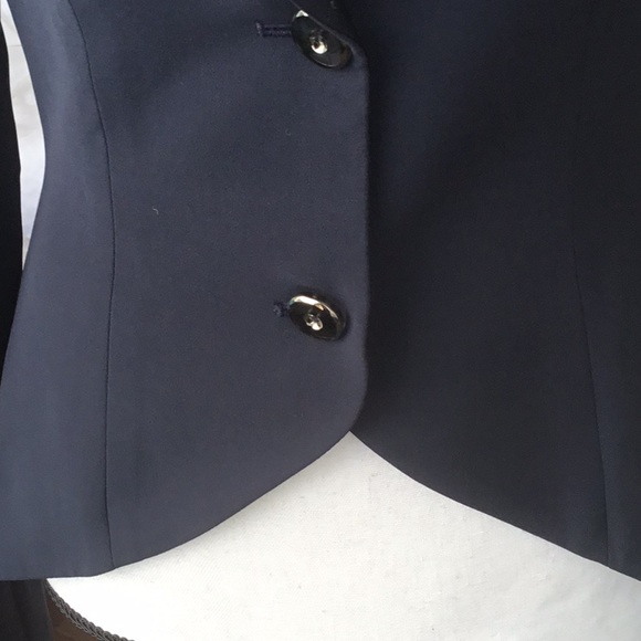 Jacket - Picture 2 of 6